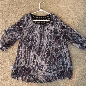 Cute blouse with detail back